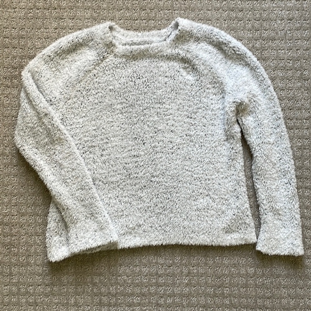 Abercrombie Kids White, gray,  and black Sweater